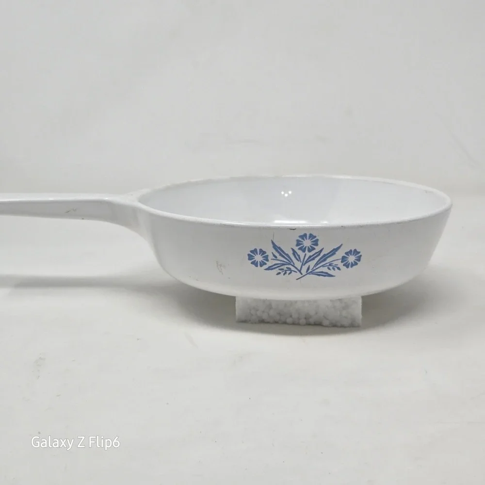 Vintage Corning Ware Blue Cornflower 6.5 Inch Skillet P-83- Range Microwave Safe